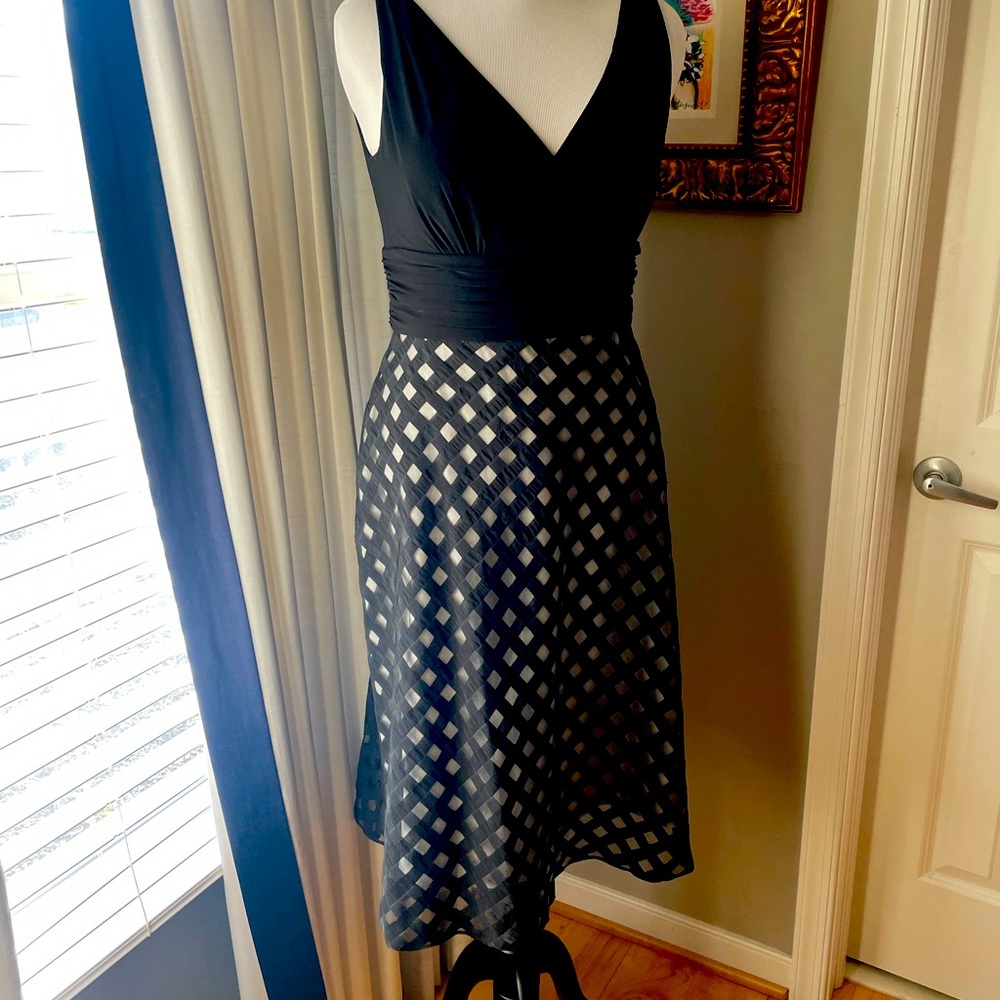 Jessica Howard party dress. Size 14. Basket print skirt with spandex top.